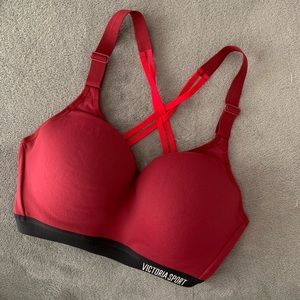 Victoria’s Secret Adjustable Moulded Cup Sport Bra